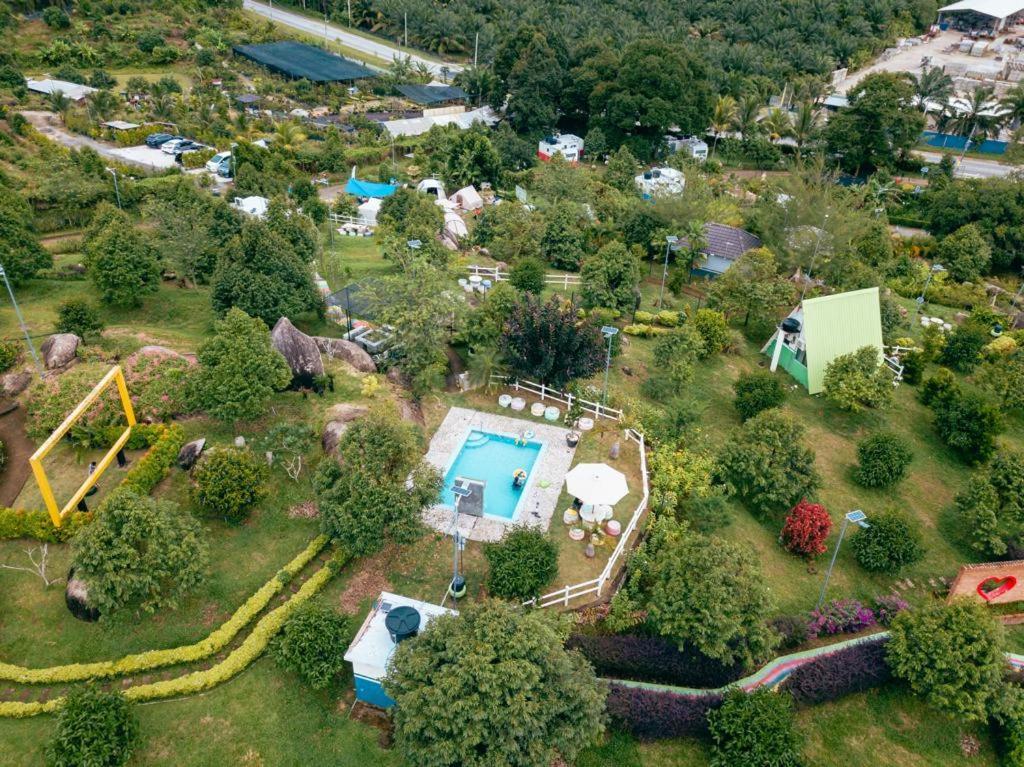 Durian Farm stay *