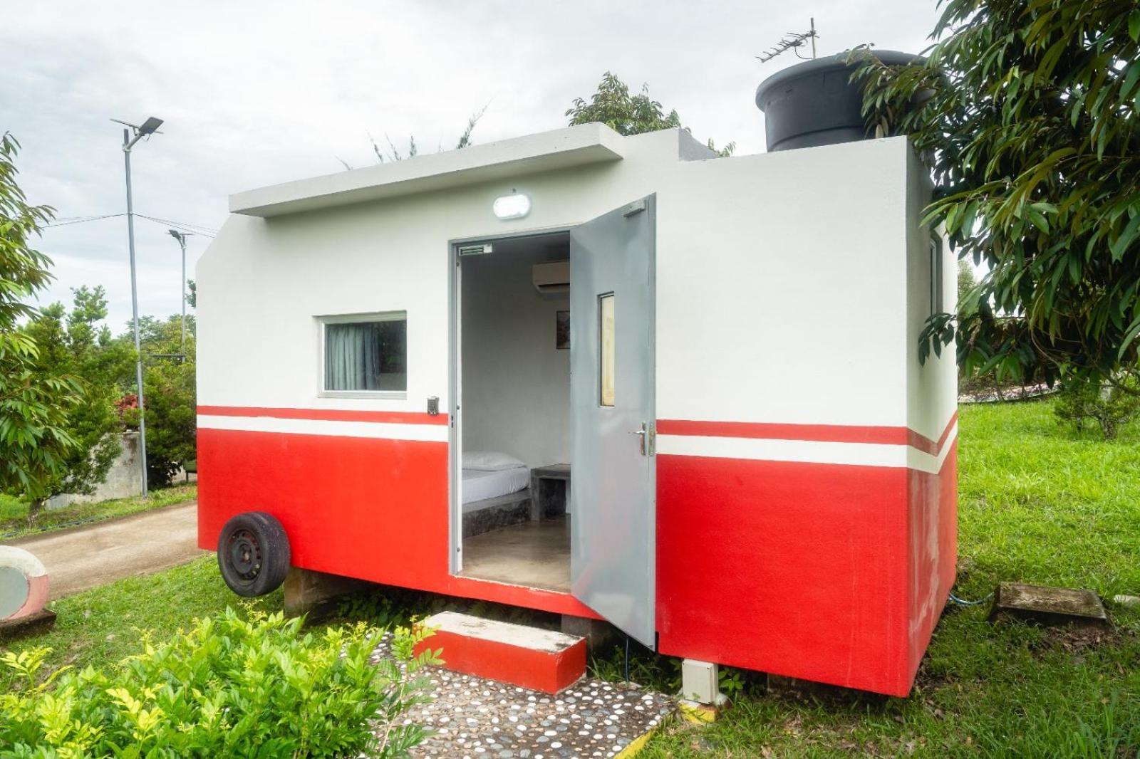 Farm stay Durian Tampin